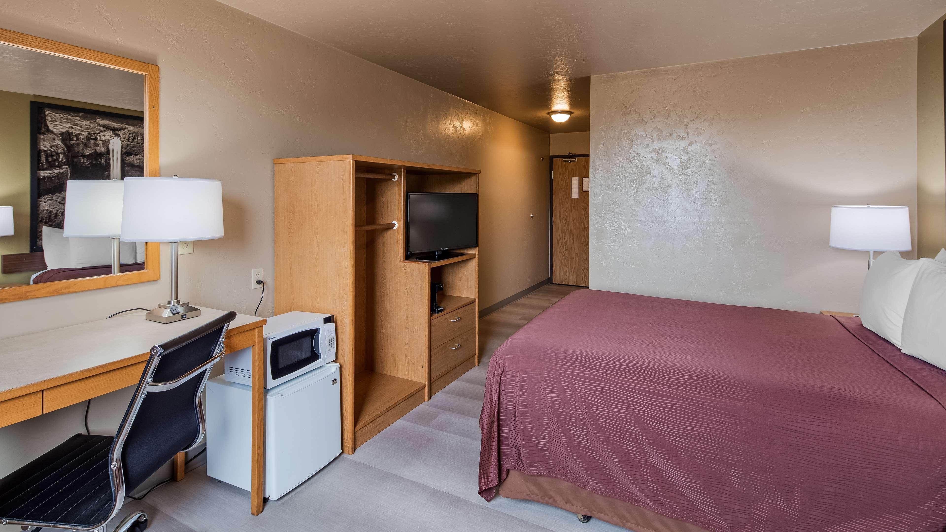 Surestay Hotel By Best Western Ellensburg Exterior photo