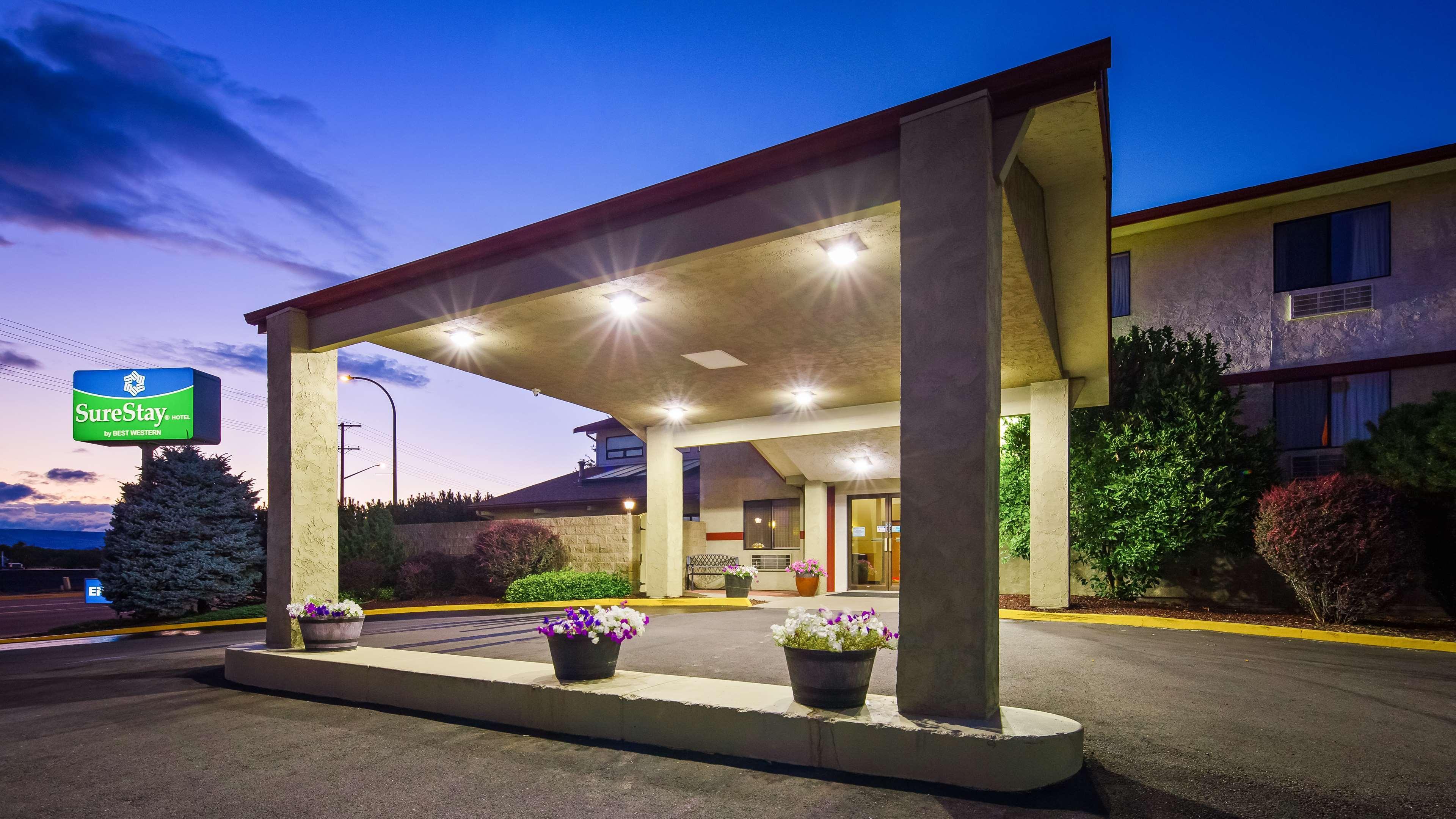 Surestay Hotel By Best Western Ellensburg Exterior photo